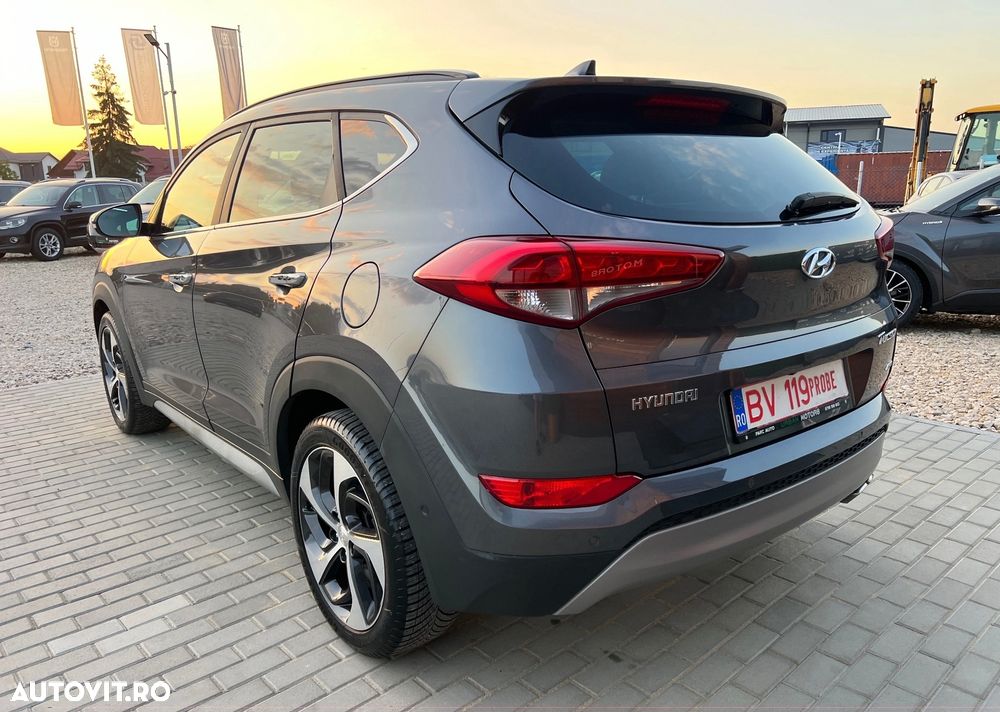 Hyundai Tucson 2.0 CRDI 4WD Automatik Premium - 10