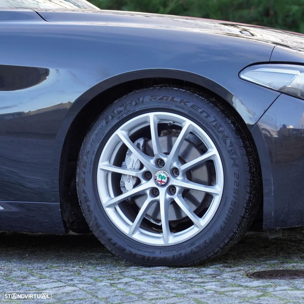 Alfa Romeo Giulia 2.2 D - 48