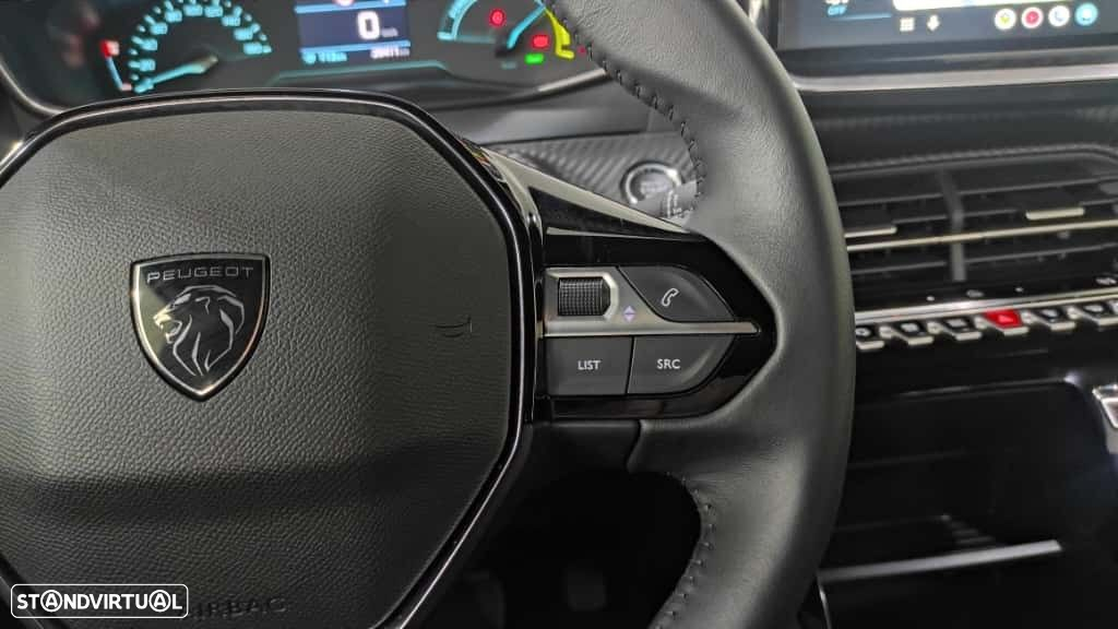 Peugeot e-2008 54 kWh Allure - 31