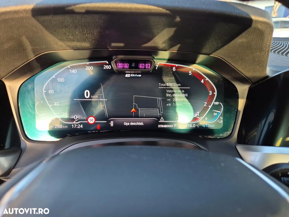 BMW Seria 3 330e Aut. Sport Line - 13