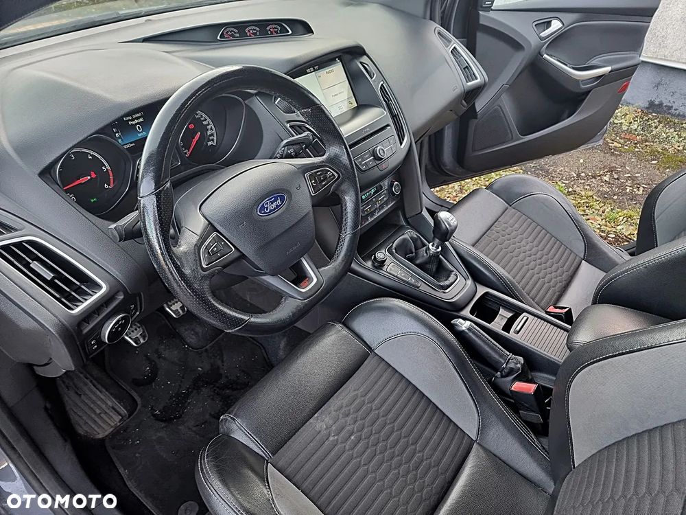 Ford Focus 2.0 TDCi ST-2 - 25