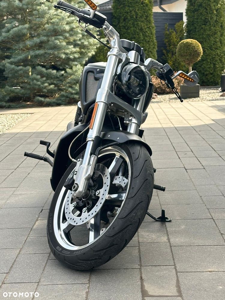 Harley-Davidson V-Rod Muscle - 6