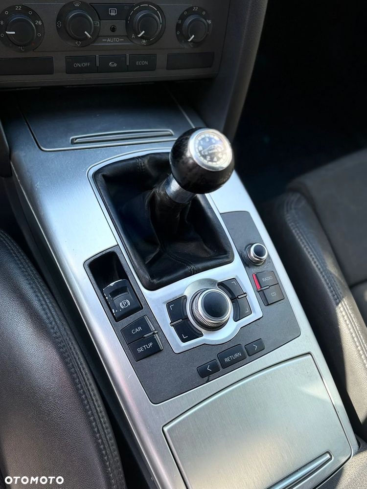 Audi A6 Avant - 25