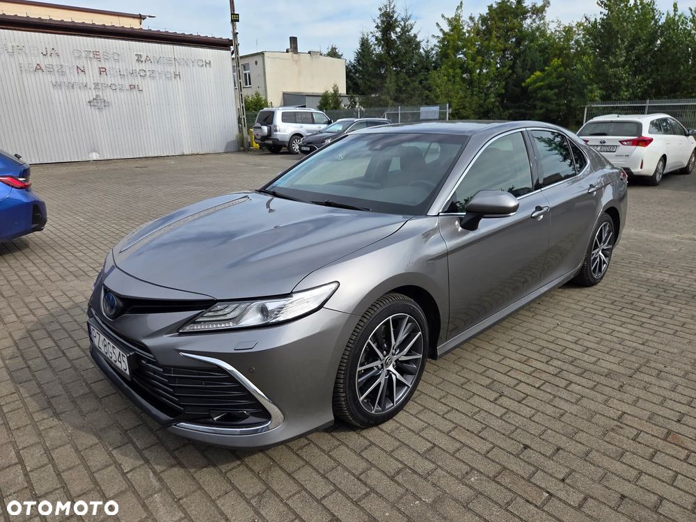 Toyota Camry 2.5 Hybrid Executive CVT - 1