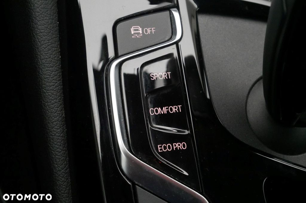 BMW Seria 5 - 24