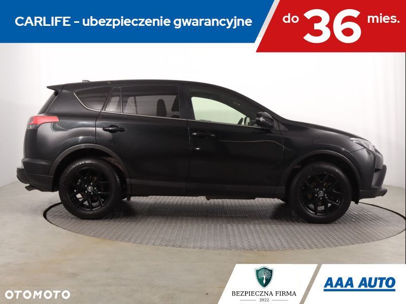 Toyota RAV4 - 7