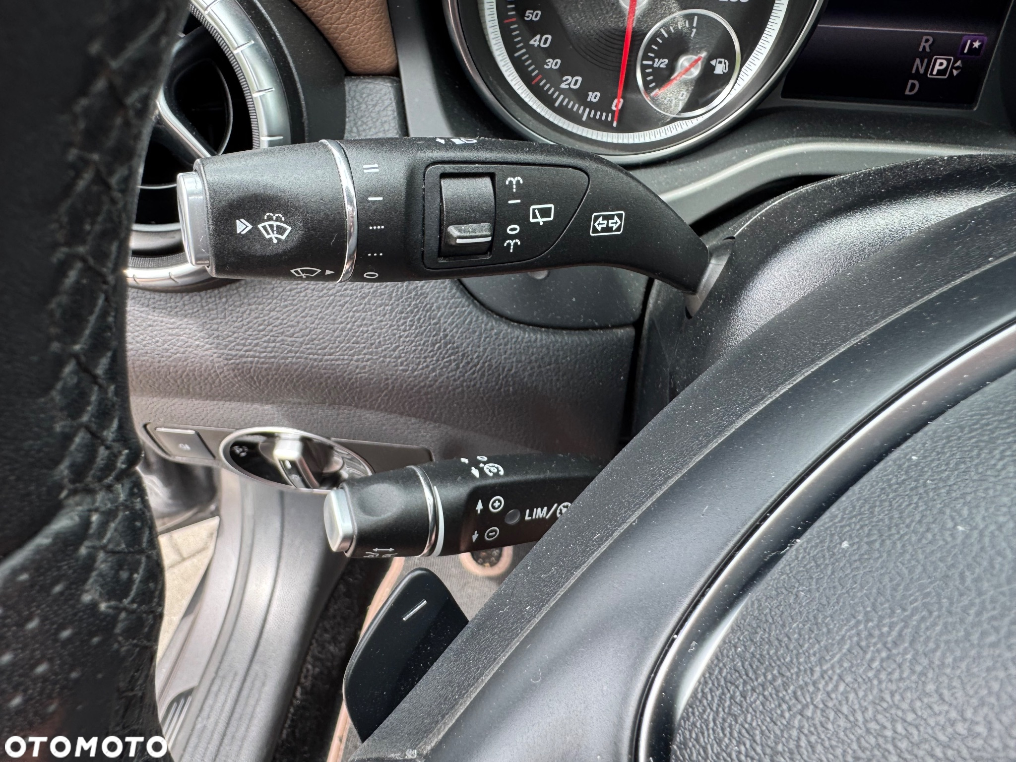 Mercedes-Benz CLA 220 d 4-Matic - 35