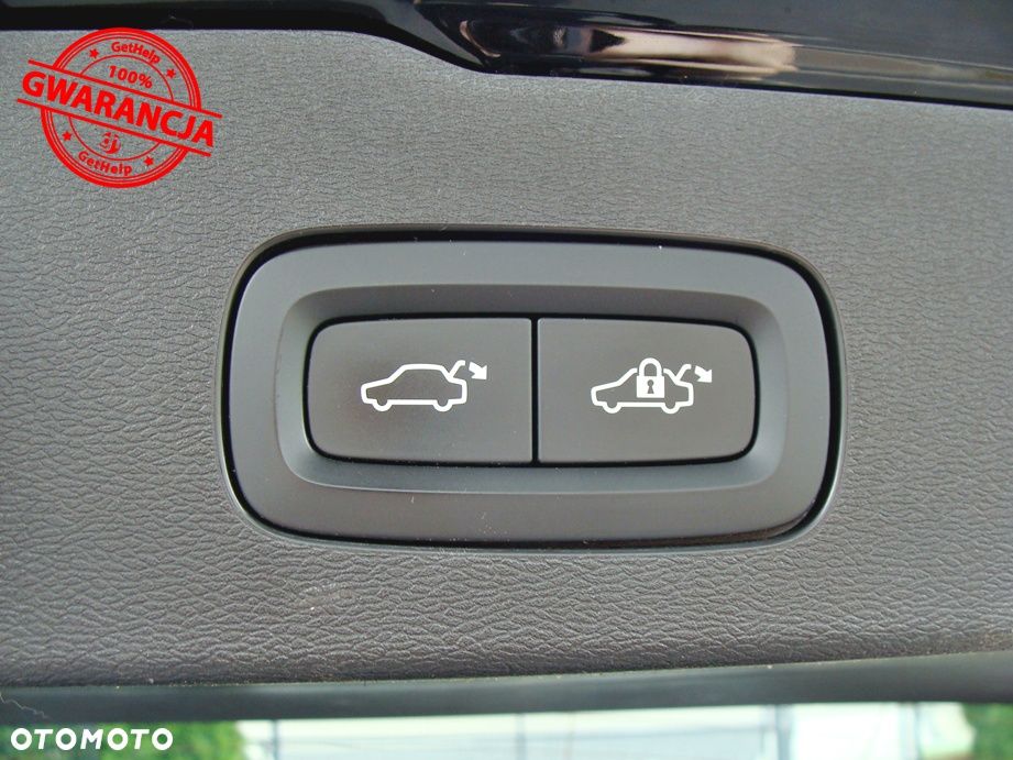 Volvo V60 T6 AWD Recharge Geartronic Inscription - 28
