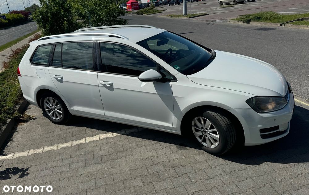 Volkswagen Golf 1.6 TDI BlueMotion Technology Comfortline - 15