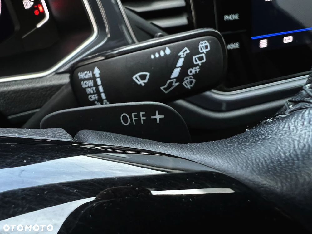 Volkswagen T-Roc 2.0 TSI OPF 4MOTION DSG Sport - 26