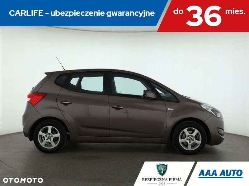 Hyundai ix20 - 8