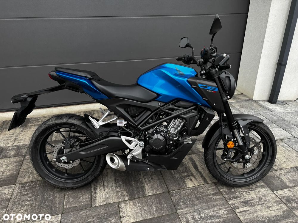 Honda CB - 3
