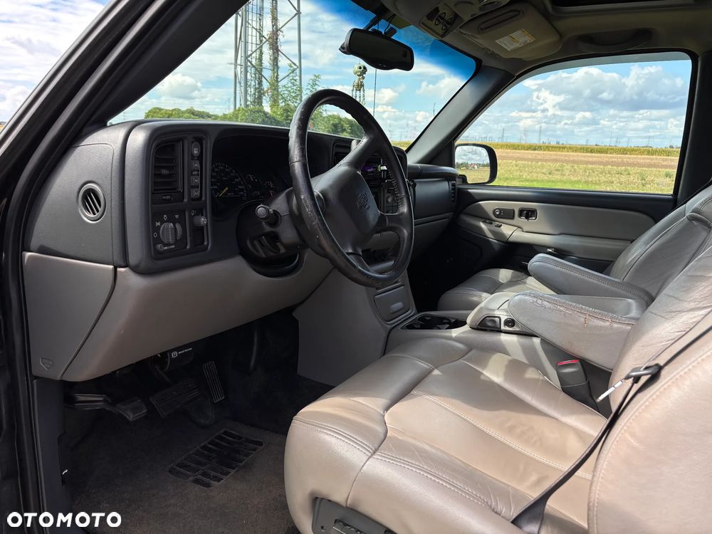 Chevrolet Tahoe 5.3 4WD - 18