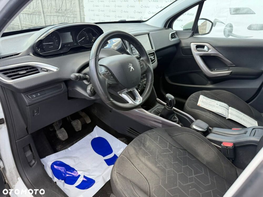 Peugeot 2008 PureTech 82 Active - 13