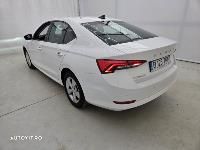 Skoda Octavia 2.0 TDI Ambition - 4