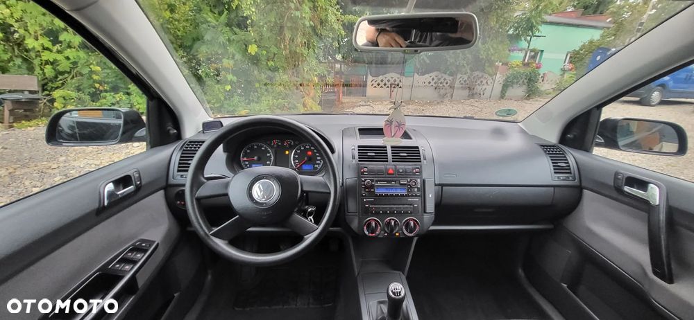 Volkswagen Polo 1.2 Cricket - 11