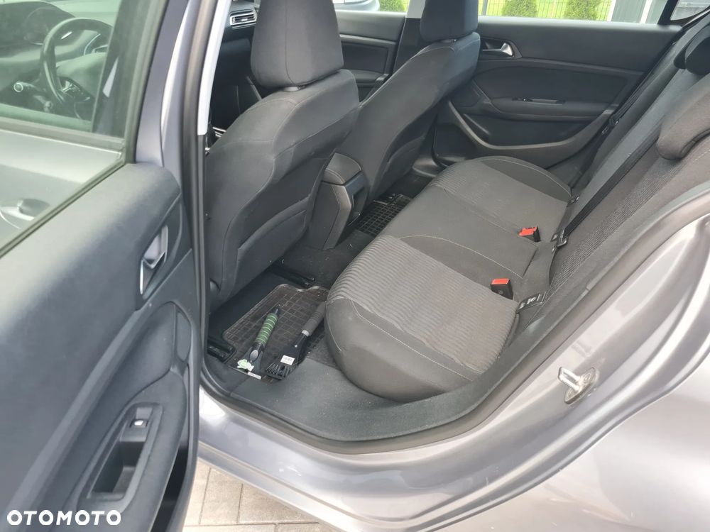 Peugeot 308 1.6 HDi Active - 14
