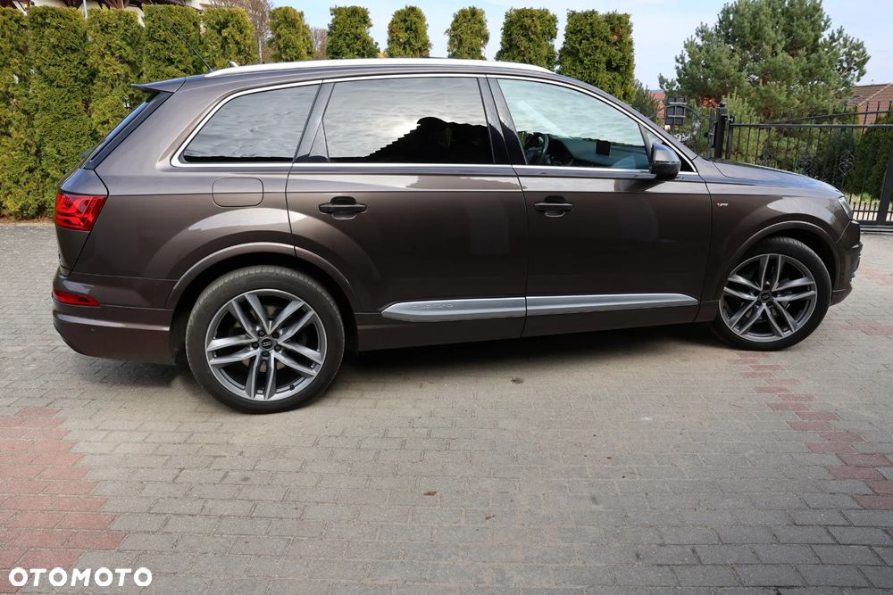 Audi Q7 - 8