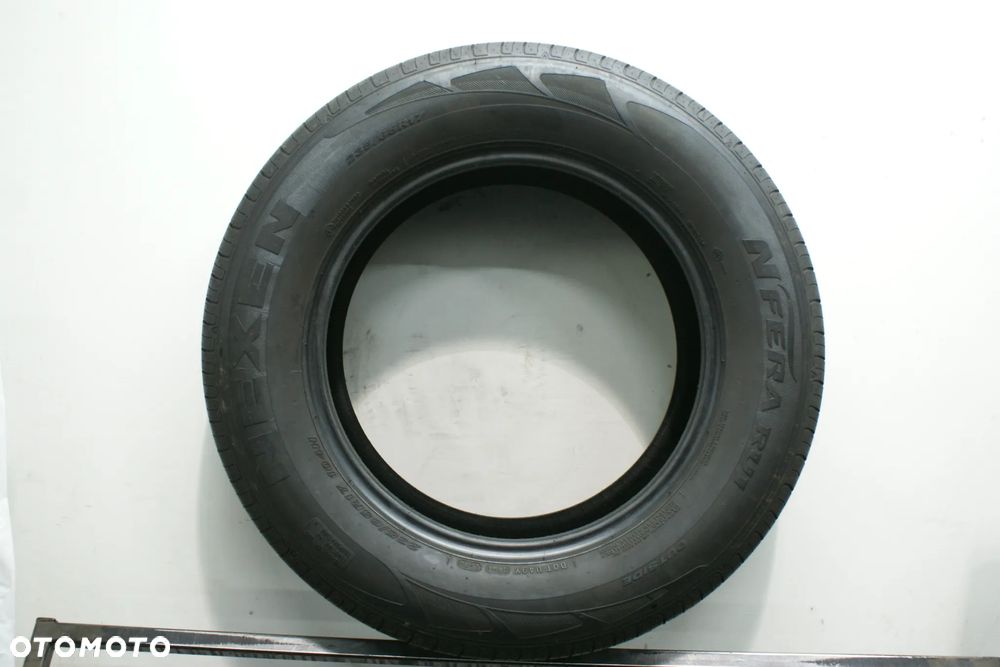 letnie 235/65R17 NEXEN N FERA RU1 , 7mm - 3
