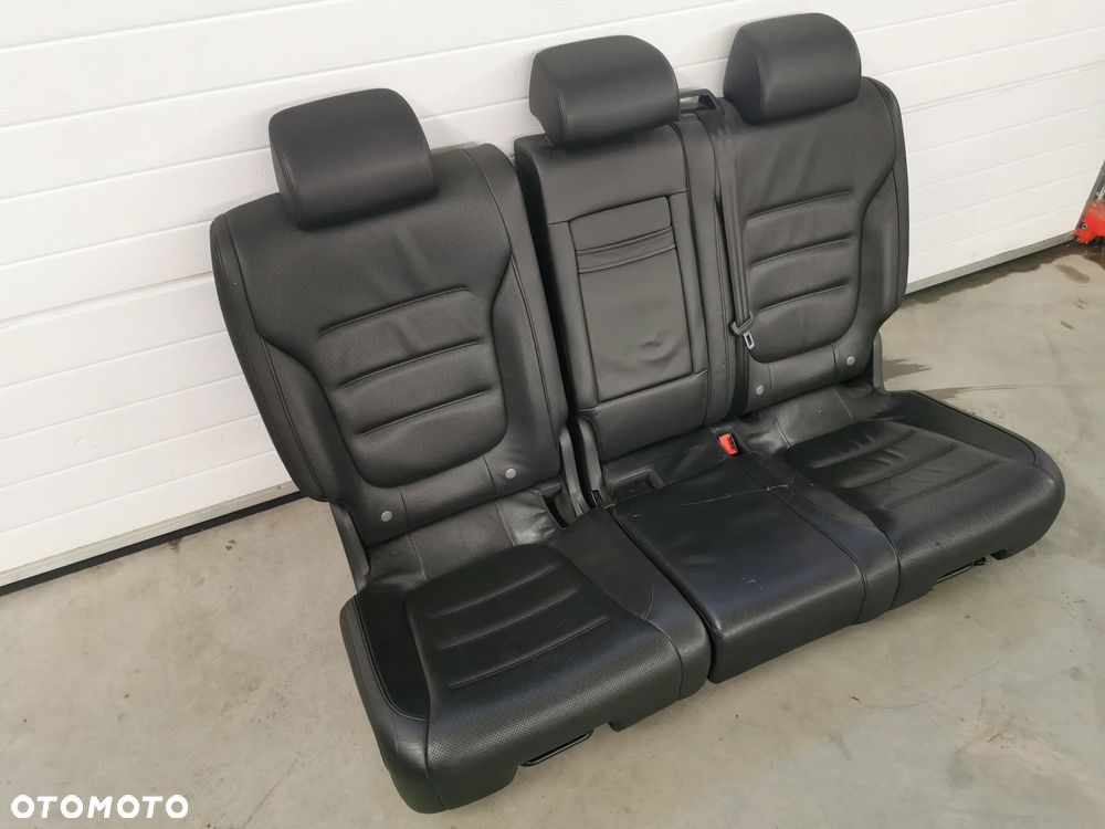 VW TOUAREG II 7P 10-18R KANAPA FOTELE TYL KOMPLET SKÓRA CZARNA - 3