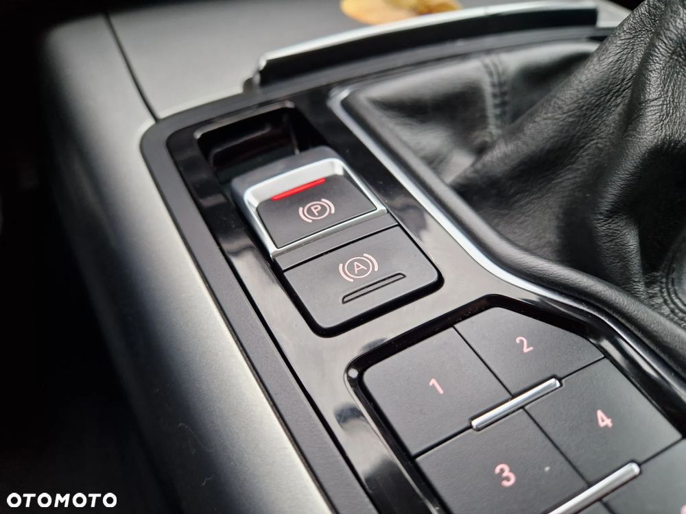 Audi A6 Avant 2.0 TDI - 13