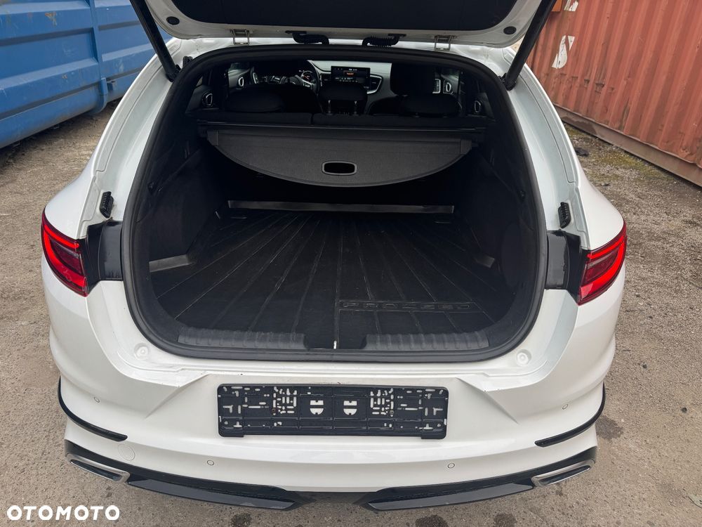 Kia ProCeed 1.6 CRDi Eco-Dynamics+ (48V Mild-Hybrid) DCT7 GT LINE - 15