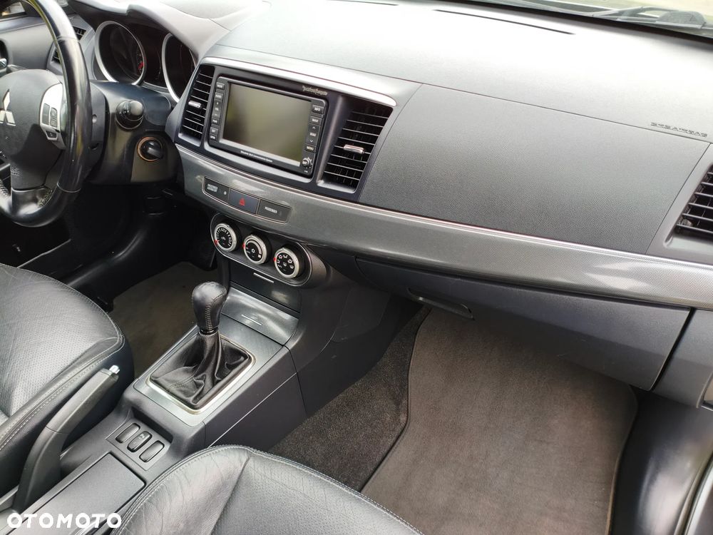 Mitsubishi Lancer 1.8 Instyle NAVI - 14