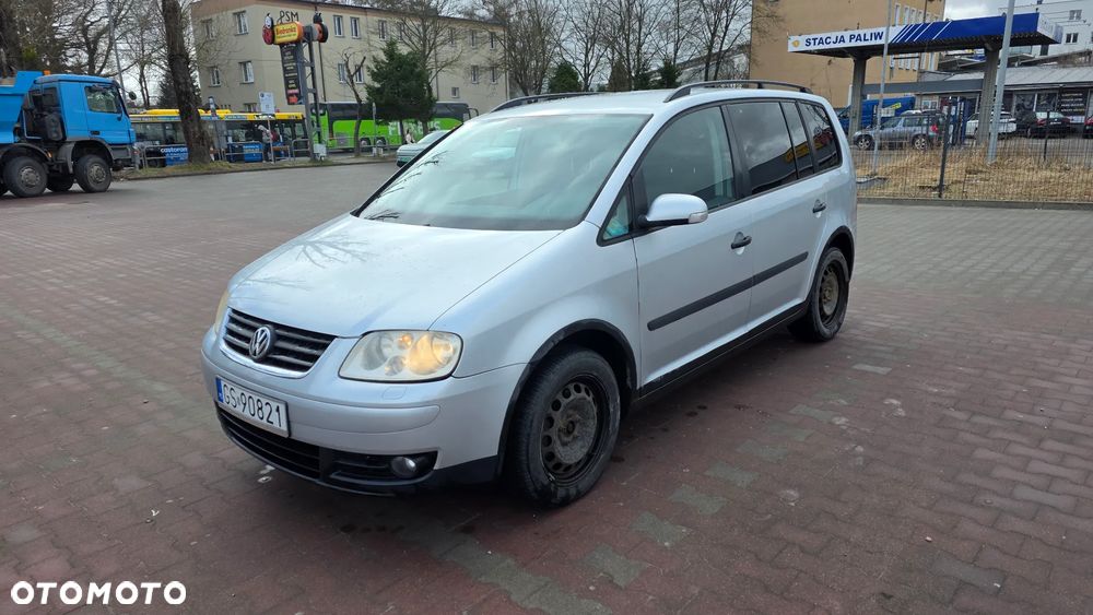 Volkswagen Touran 1.9 TDI Basis - 1