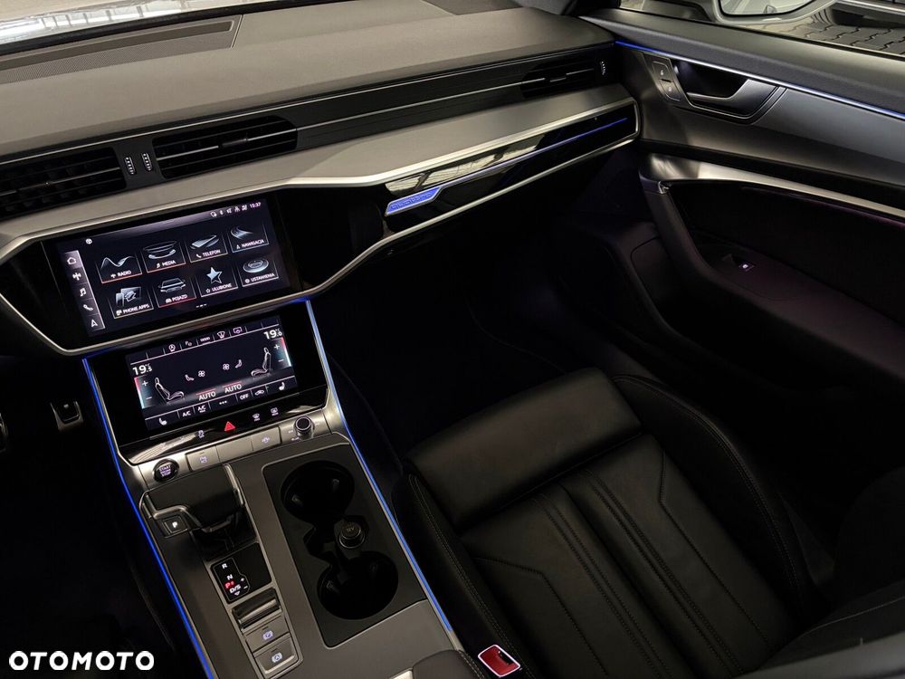 Audi A6 Avant - 19