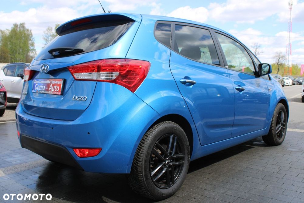 Hyundai ix20 - 12