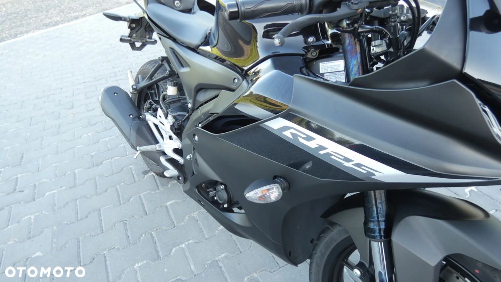 Yamaha YZF - 18