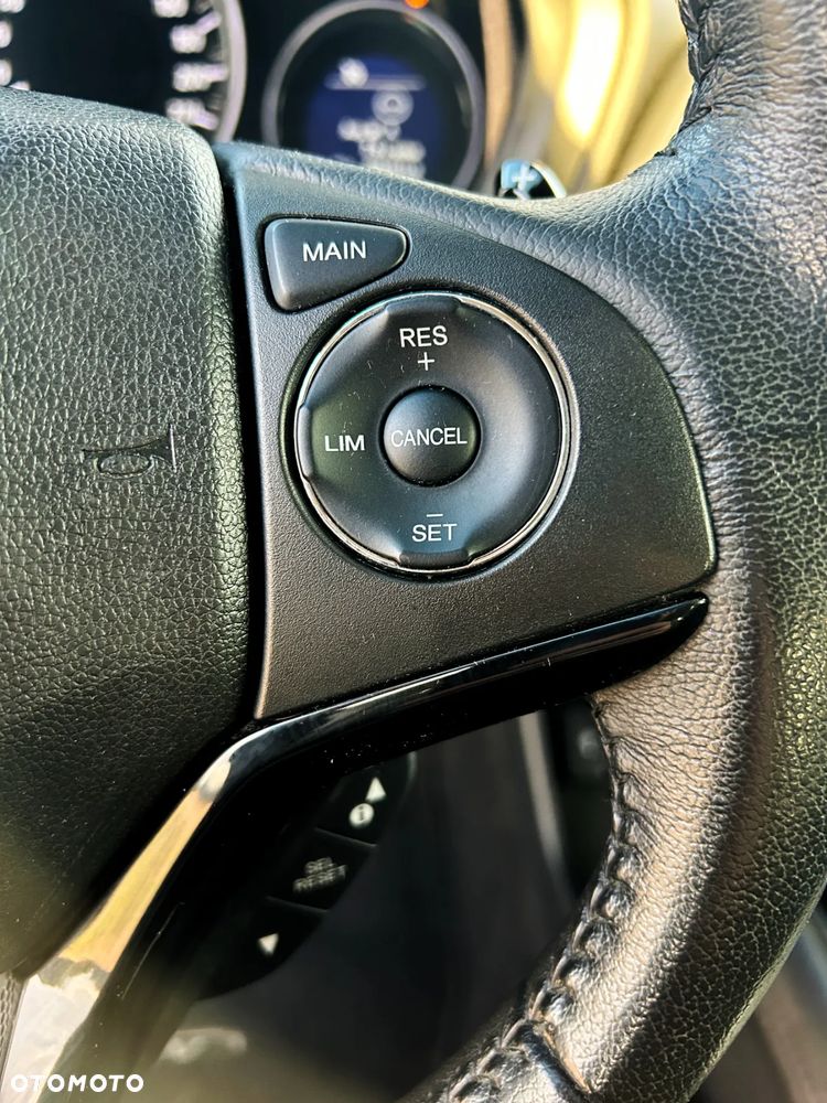 Honda HR-V 1.5 i-VTEC CVT Elegance - 24