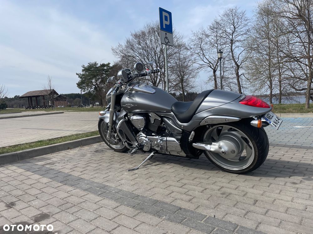 Suzuki Boulevard - 3