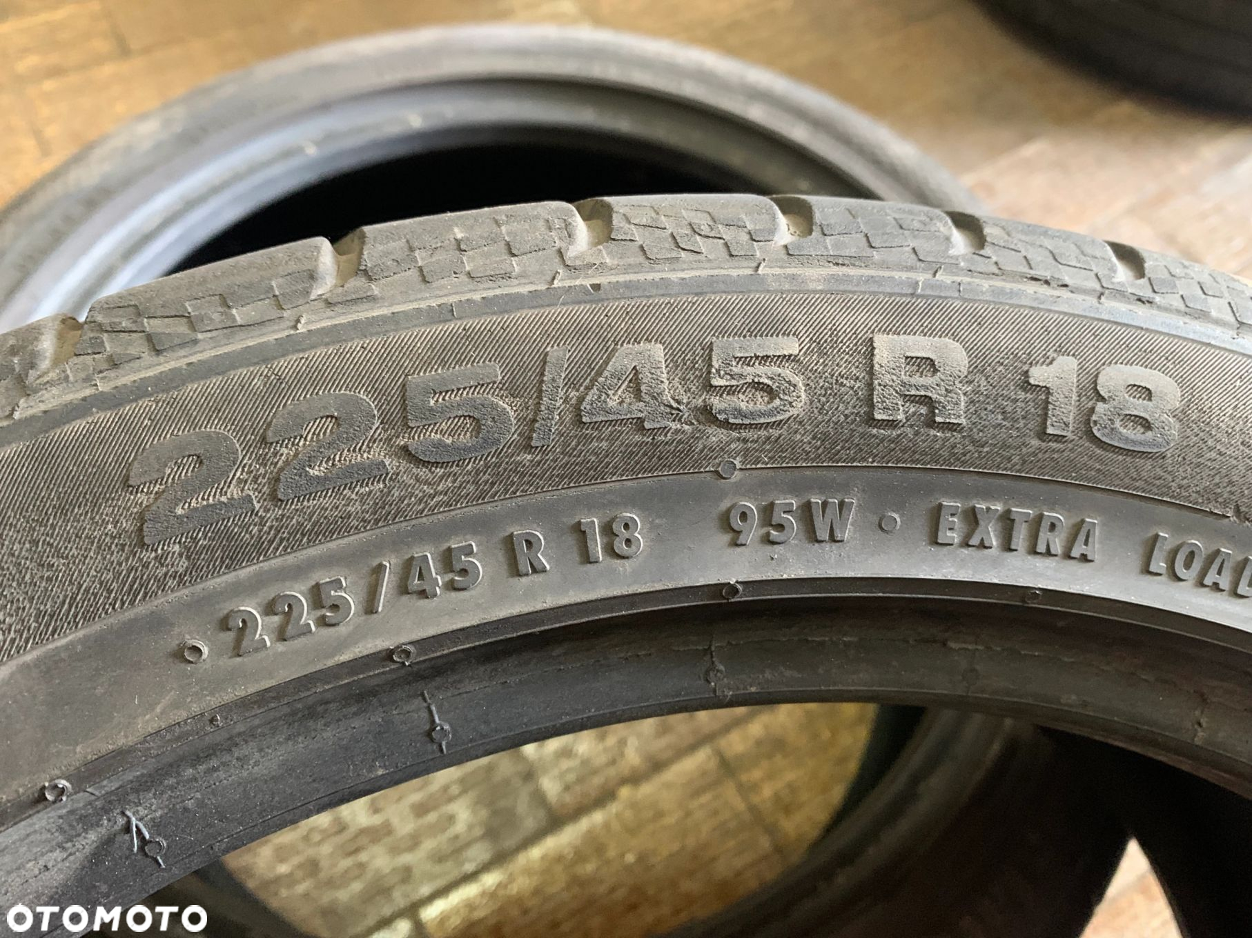OPONA LETNIA CONTINENTAL CONTISPORTCONTACT 3 225/45R18 95W 1 SZTUKA - 2