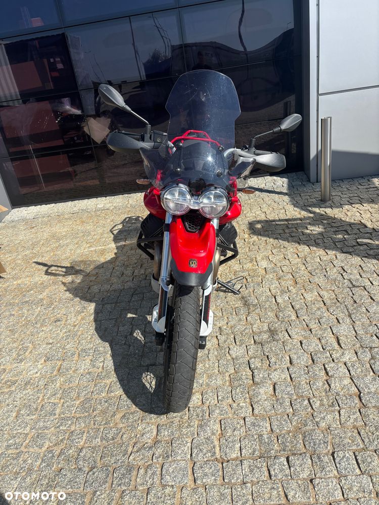 Moto Guzzi V85 - 3
