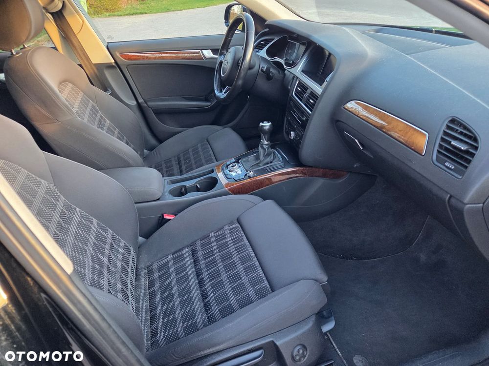 Audi A4 Avant 2.0 TDI DPF Ambiente - 29