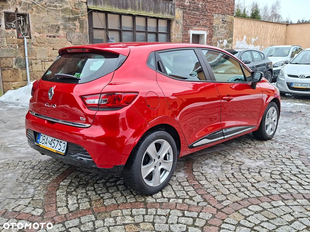 Renault Clio TCe 90 Luxe - 7