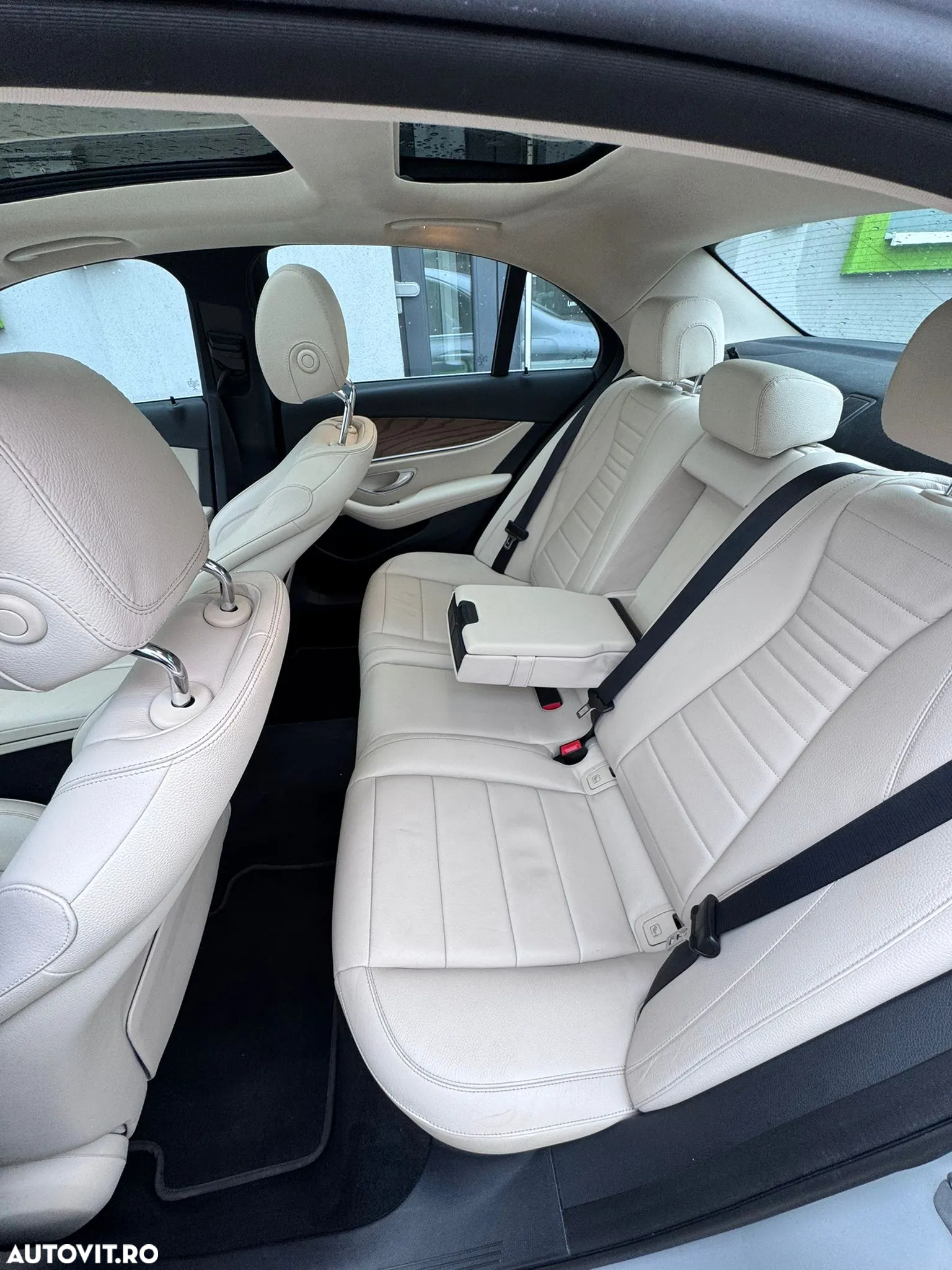 Mercedes-Benz E 200 d 9G-TRONIC - 9