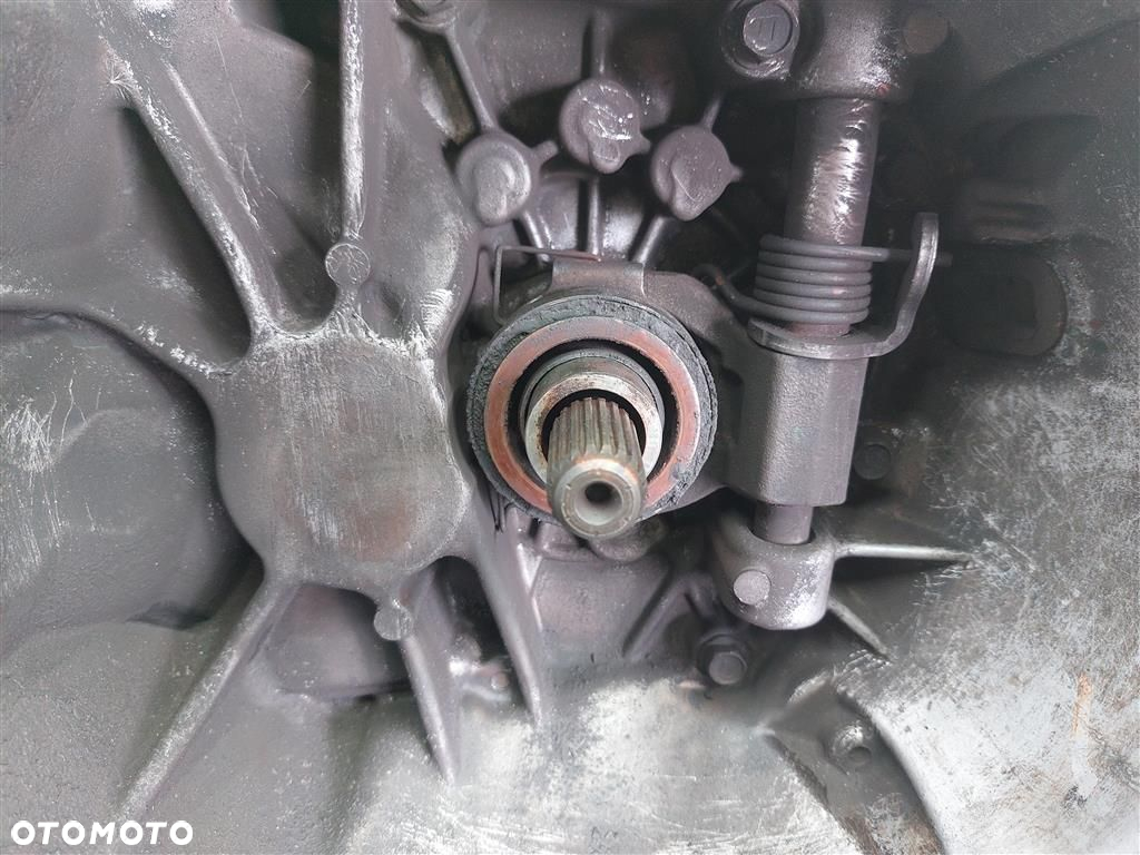 Skrzynia biegów Manualna Toyota Aygo  I 1.0 VVTI 68 KM  2005-2014 - 7