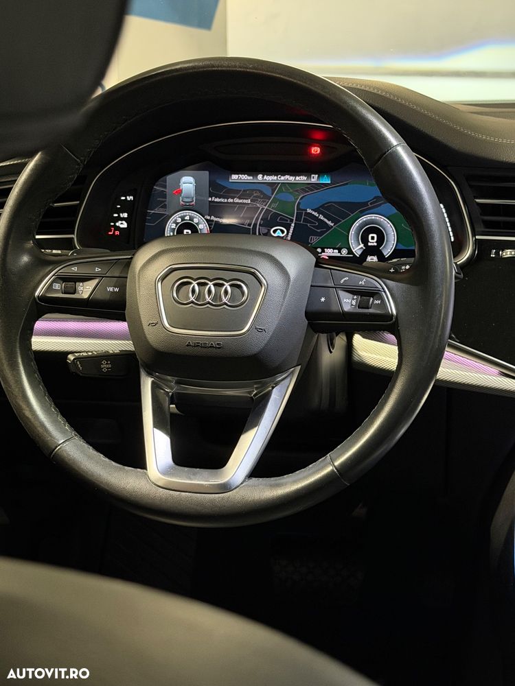 Audi Q7 3.0 55 TFSIe quattro Tiptronic Basic - 11
