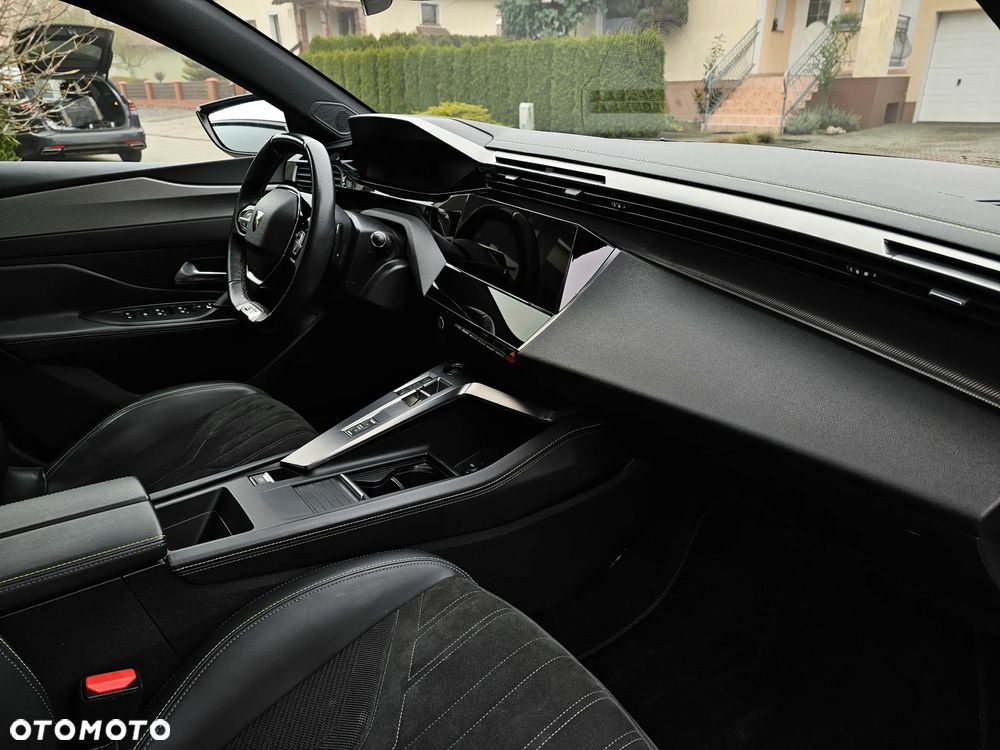 Peugeot 308 1.2 PureTech GT S&S EAT8 - 9