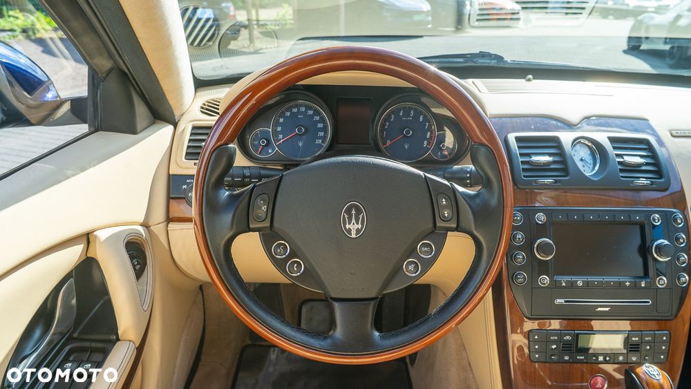 Maserati Quattroporte - 14
