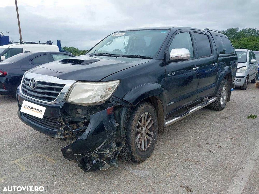 Dezmembrez Toyota hilux  3.0 Diesel D-4D ; 126KW/171CP 2005-2015 - 2