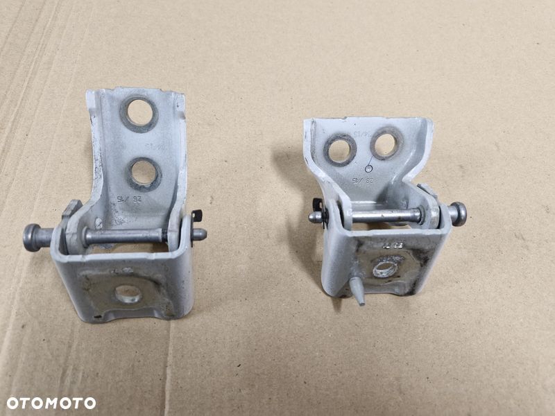 FIAT SCUDO II 2 ZAWIASY ZAWIAS DRZWI LEWY PRZÓD GÓRNY DOLNY KOMPLET - 1