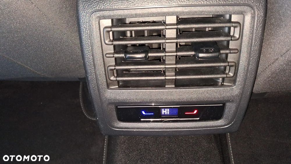 Volkswagen Golf 1.5 TSI OPF Move - 27