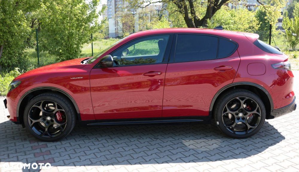 Alfa Romeo Stelvio - 9
