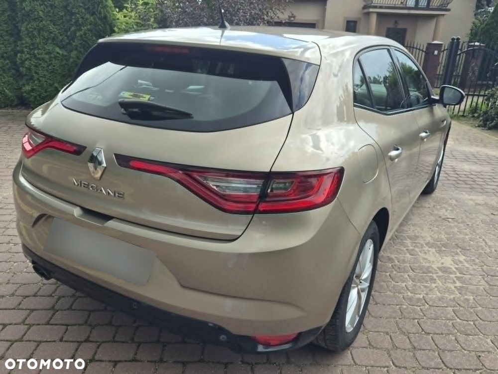 Renault Megane 1.6 SCe Intens - 11