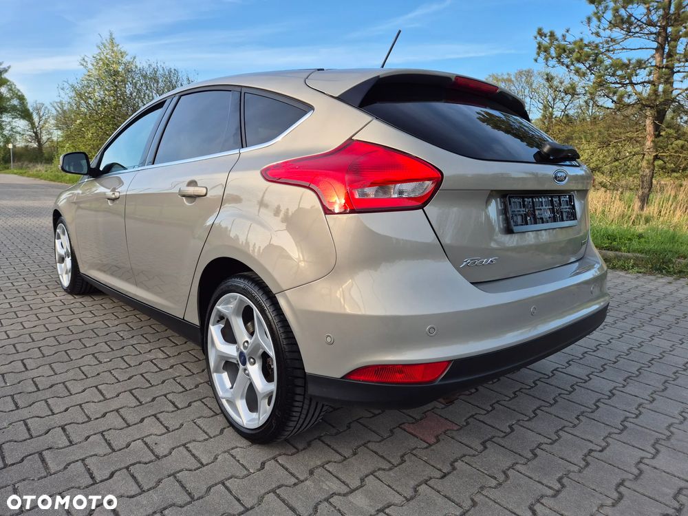 Ford Focus 1.0 EcoBoost STart-Stopp-System TITANIUM - 17