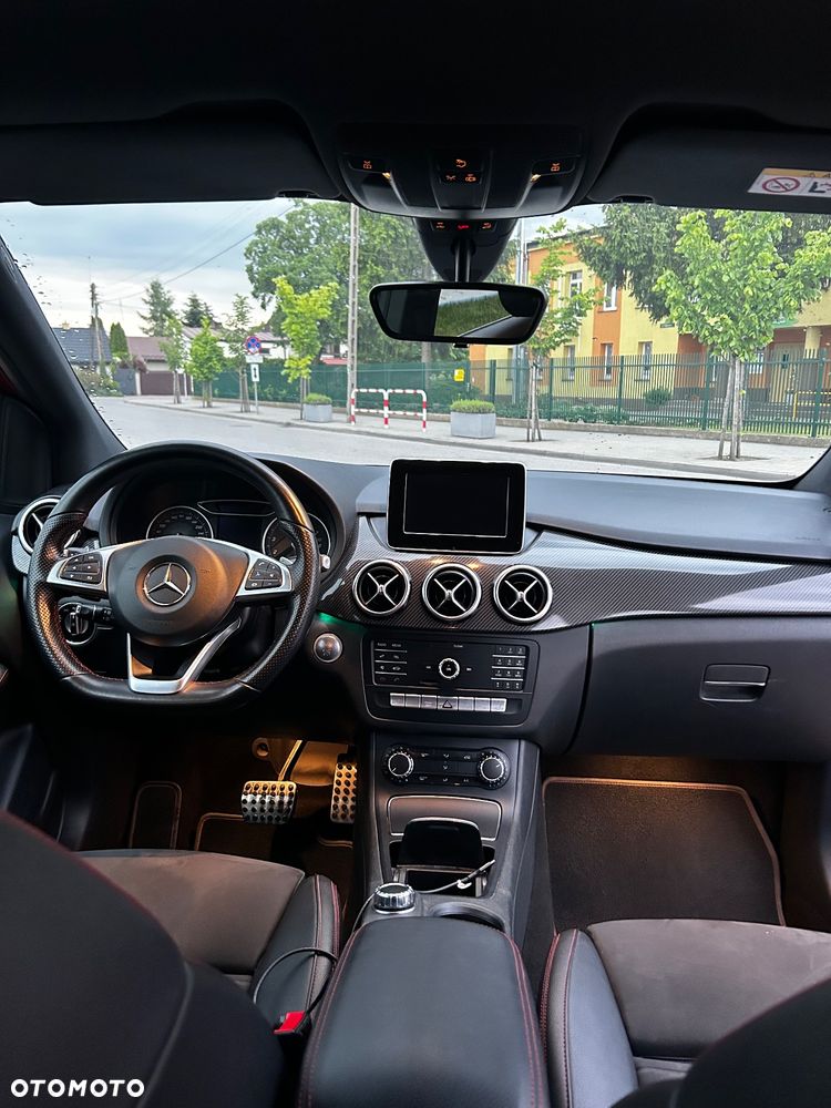 Mercedes-Benz Klasa B 180 7G-DCT AMG Line - 9