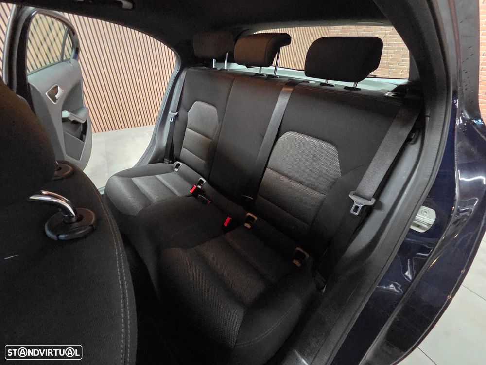 Mercedes-Benz A 180 CDI BE Urban - 17